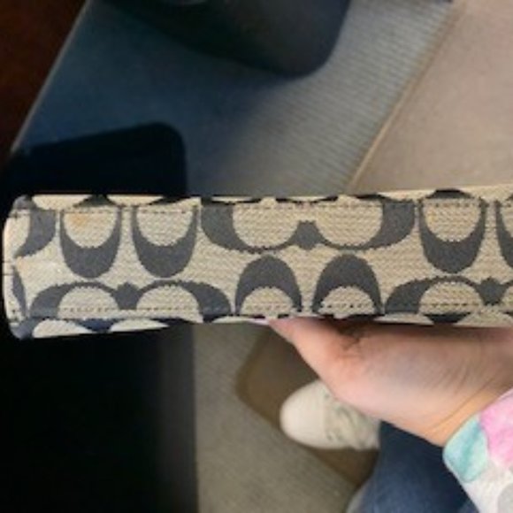 Coach Wristlet - Picture 5 of 5